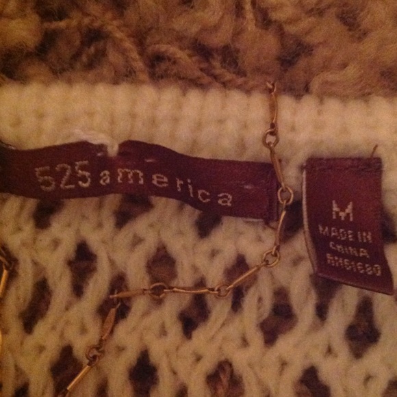 Crocheted sweater - Picture 2 of 3