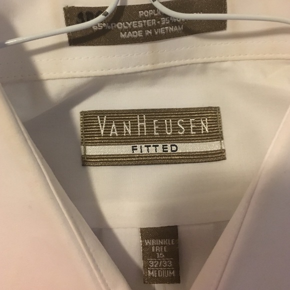 Sz. Medium white men's dress shirt