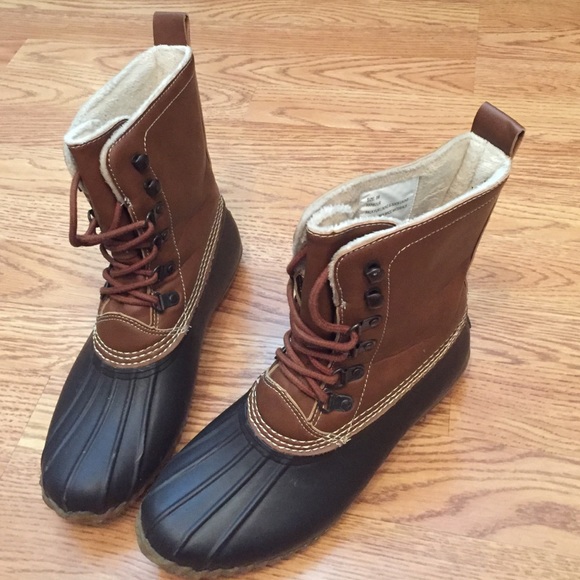 Duck boots