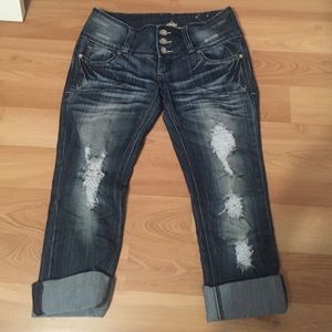 Almost famous Capris