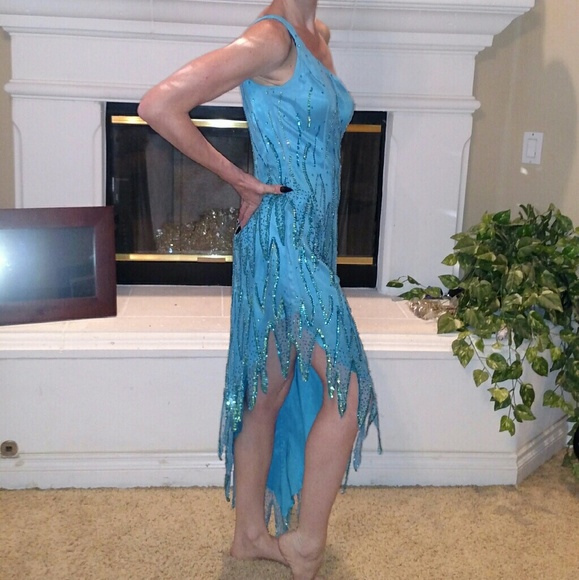 Dress - Picture 3 of 3