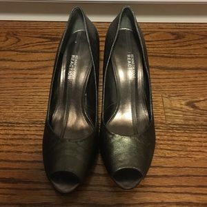 Kenneth Cole Reaction high heels