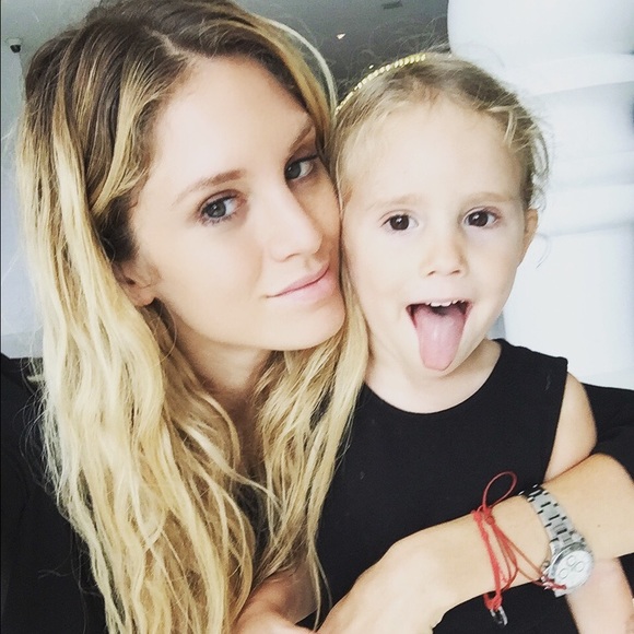 Meet your Posher, Emily - Picture 1 of 1