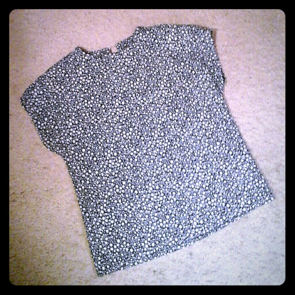 Shirt - Picture 1 of 2