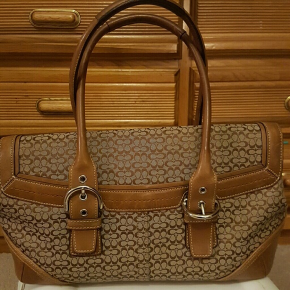 Coach purse - Picture 2 of 5