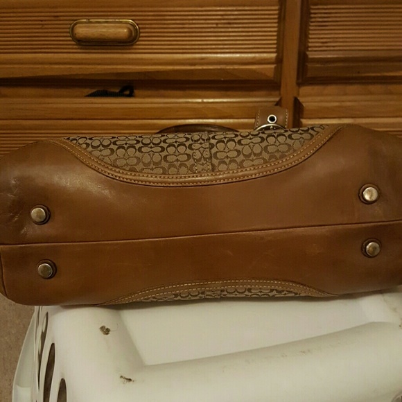 Coach purse - Picture 3 of 5