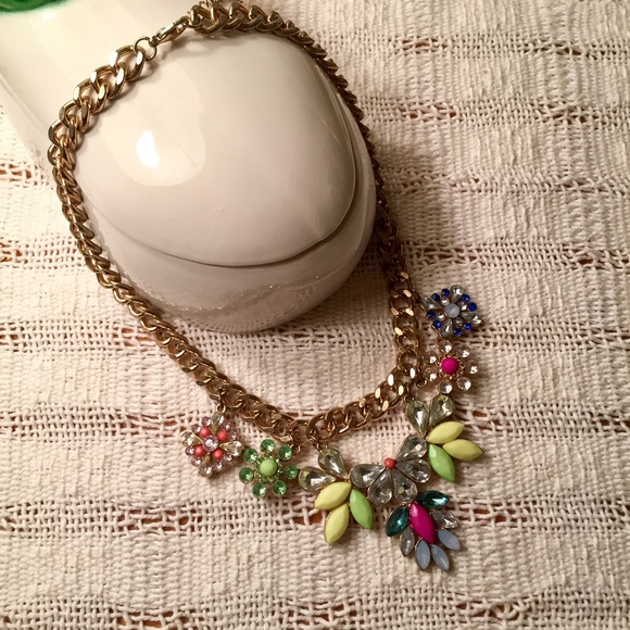 Nordstrom Jewelry - Floral rhinestone statement necklace