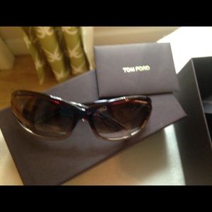 Authentic Tom Ford Jennifer Sunglasses