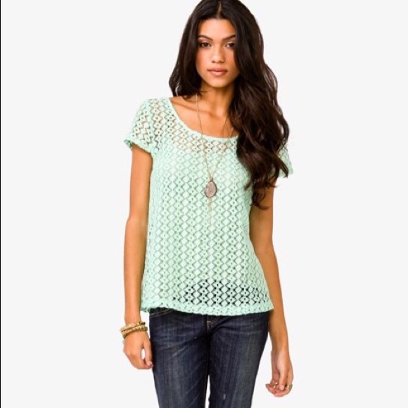 Forever 21 Tops - 💚HP💚 Beautiful Lime Crocheted Top