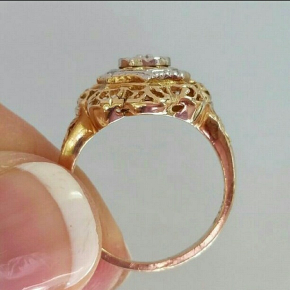 Antique Diamond Filigree Ring - Picture 2 of 4