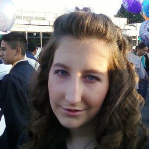 Meet your Posher, Kaitlyn