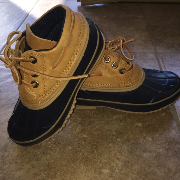 Navy duck boots