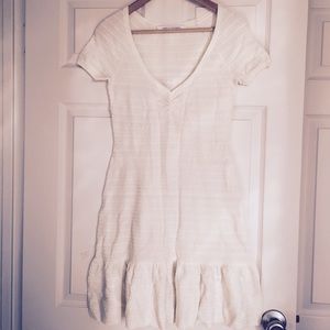 SALE🎉 DVF Sweetheart Neckline Textured Knit Dress