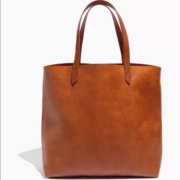 Madewell Handbags - Madewell transport tote in English saddle