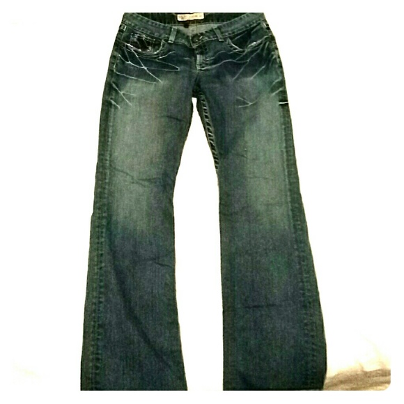 Buckle BKE jeans size 32x31 1/2. Culture bootcut
