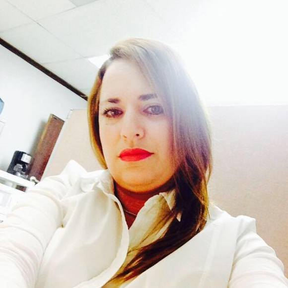 Meet your Posher, Jadira