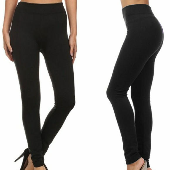 BLACK Fleece Lined Leggings - Picture 2 of 4