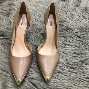 Guess D'orsay Nude Pointed toe pumps NWT