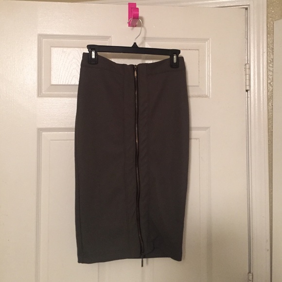Zippered Midi Pencil Skirt