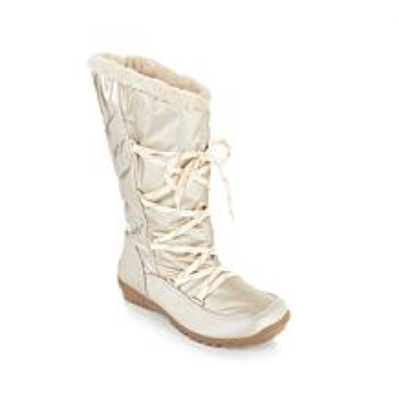 Sporto 7W NWT waterproof  boot Champagne $89