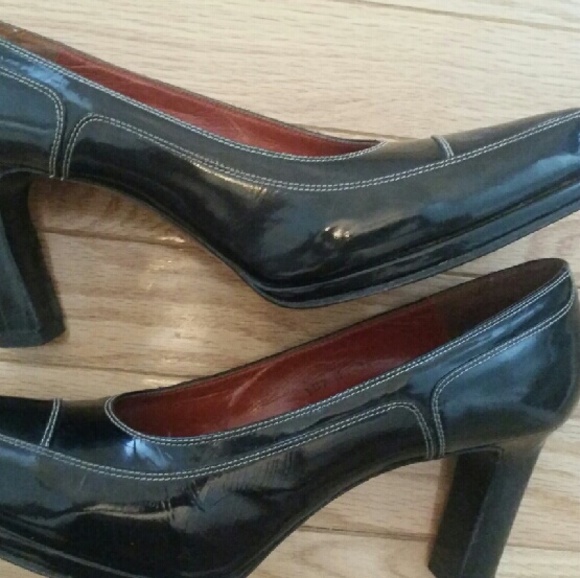Vintage YSL Pumps - Picture 2 of 4