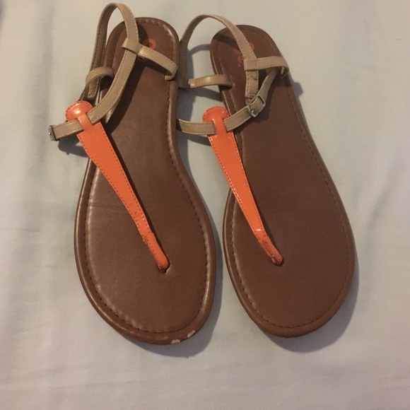 Women's size 9.5 sandals