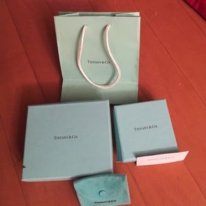 Tiffany gift box with leather pouch and gift bag