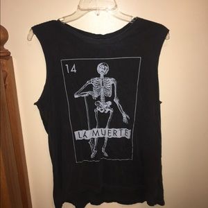 Skelton UO shirt/tank