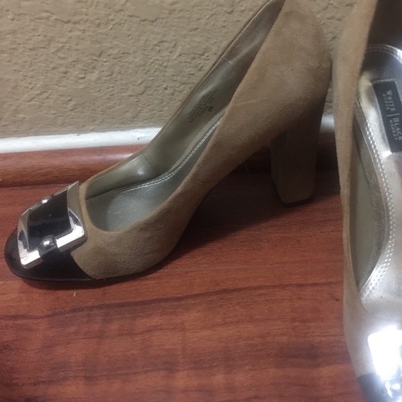 White House Black Market size 8 classic pump - Picture 2 of 4