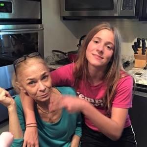 Meet your Posher, Michele