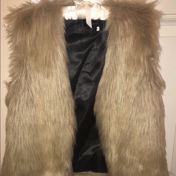 light faux fur vest