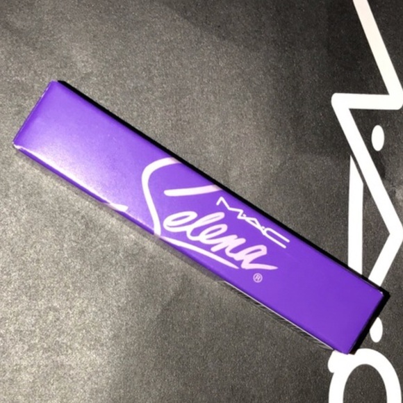 MAC X Selena Bidi Bidi Bom Bom Lipglass Lipgloss