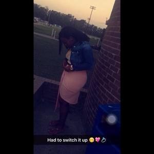 Meet your Posher, Emoni