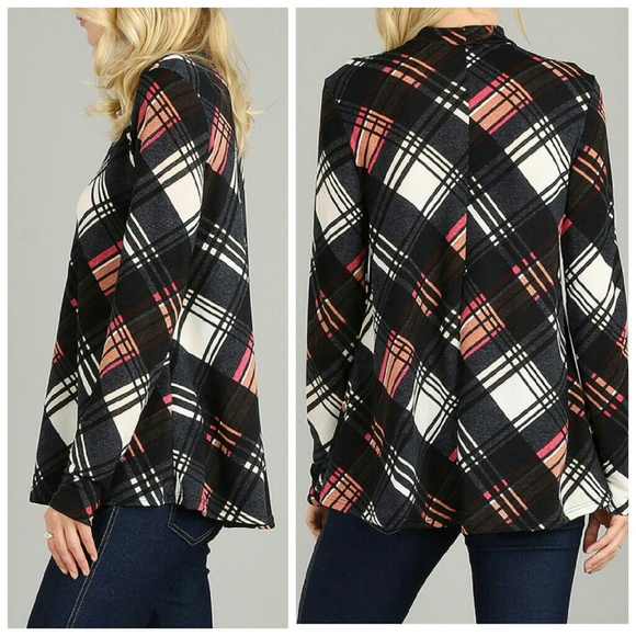 🆑1 left! Plaid long sleeve flowy top - Picture 2 of 3