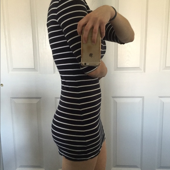 French Connection Mini - Picture 2 of 4