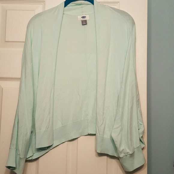 Old Navy Sweaters - *Final Price* Old Navy lightweight cardigan
