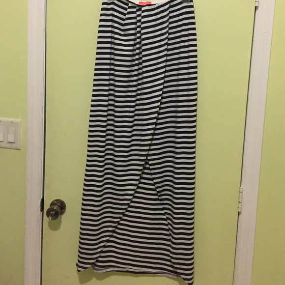 Long Skirt