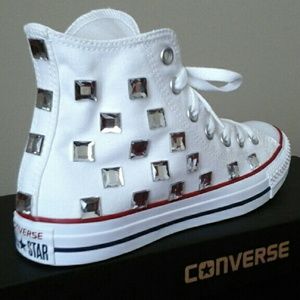 New White converse chuck taylors hi tops