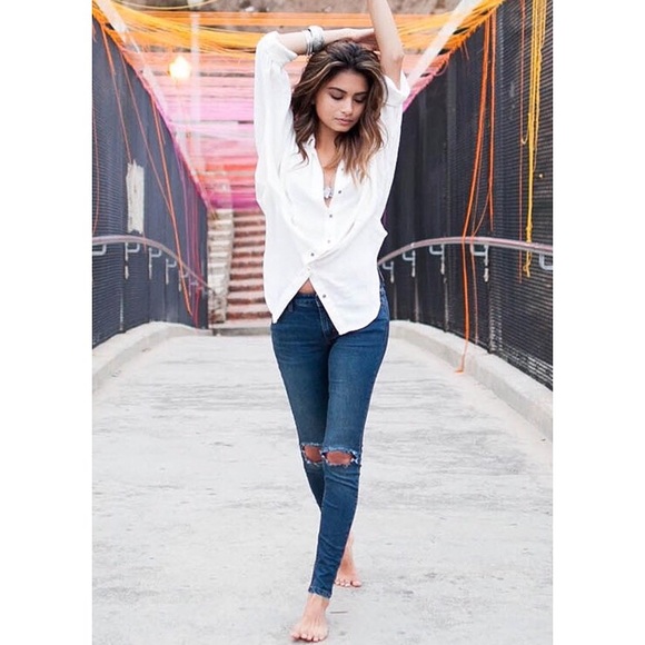 free people ripped knee jeans