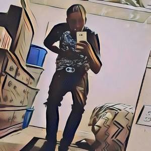 Meet your Posher, Ace