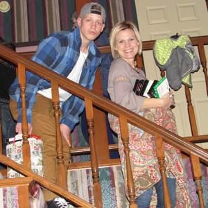 Meet your Posher, Chase