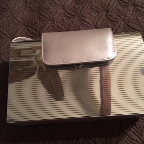 Beautiful mirrored pocketbook!