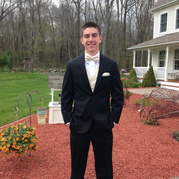 Meet your Posher, Kyle - Picture 1 of 1