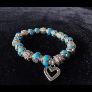 Fashion bracelet with heart pendant