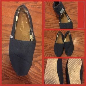 Navy Blue Toms