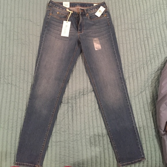 BNWT Vince Camuto jeans !Great christmas gift 🌲🎁