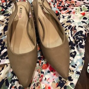 Taupe kitten heel pointed pump