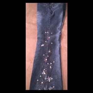 ⭐️EMBELLISHED FLARE LEG STRETCH JEANS SIZE 9⭐️