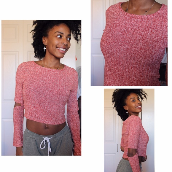 🚨FLASH SALE🚨Pink long sleeve crop top sweater - Picture 2 of 4