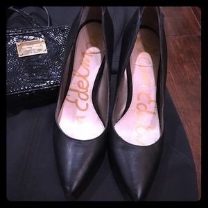 Sam Edelman Zola pointed black pump